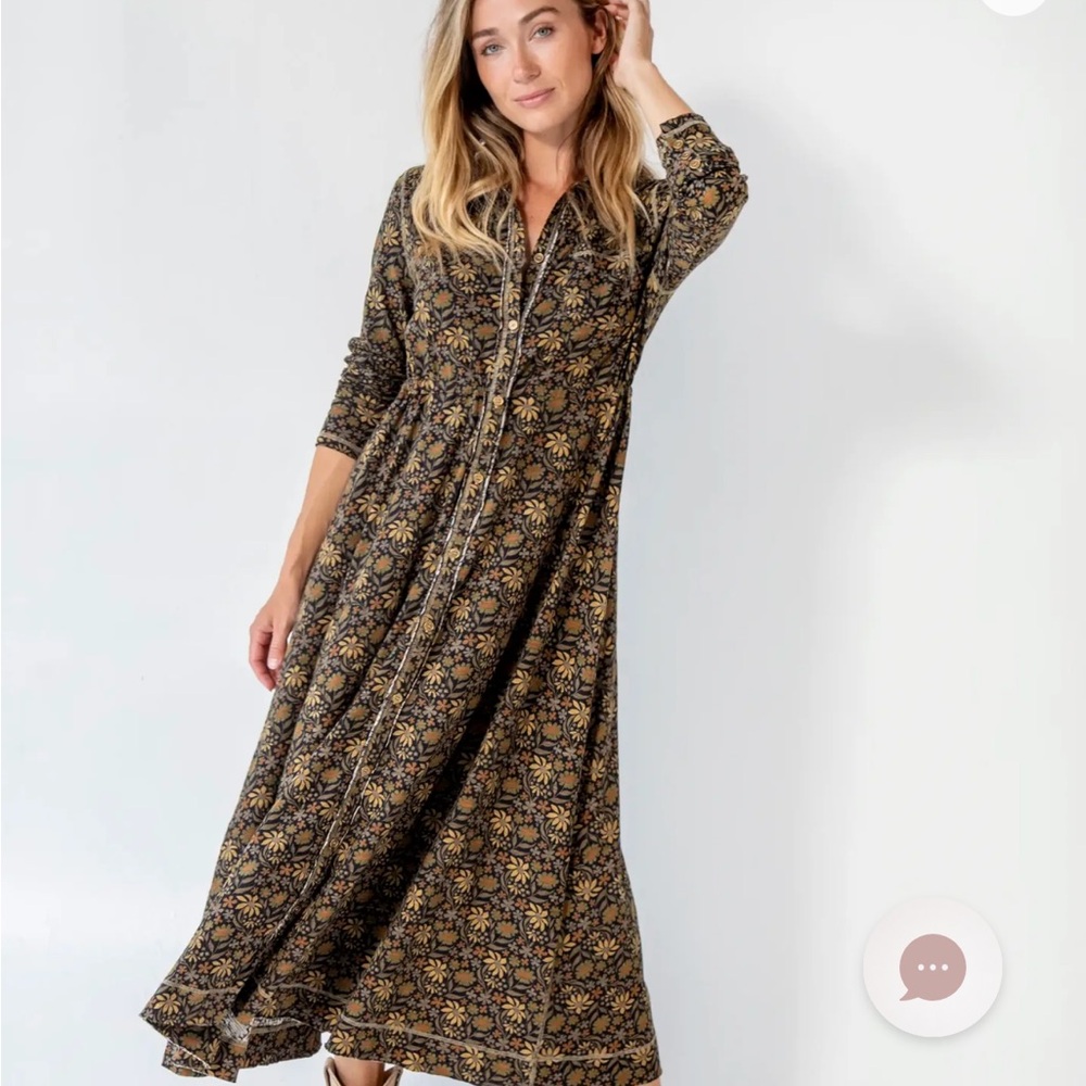NATURAL LIFE Floral Midi Dress - Black and Brown